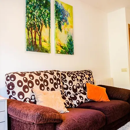 Apartaments Polialeu Apartment *